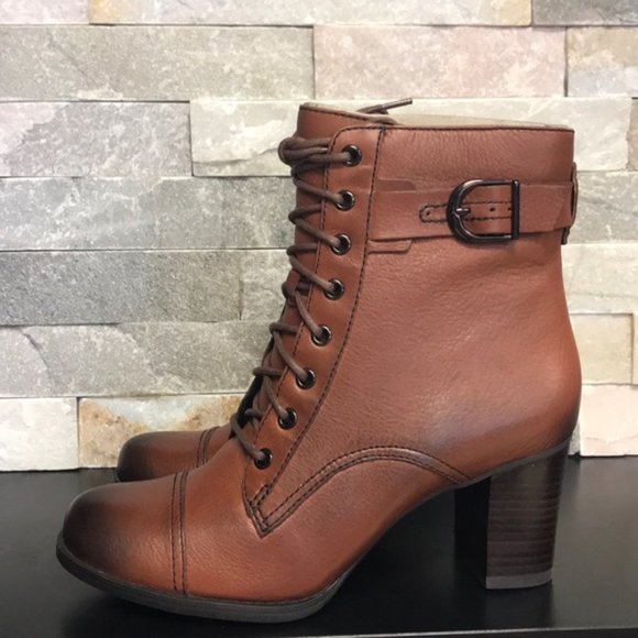 🎁  Clarks Women's Jolissa Gypsum Boot - Picture 10 of 12